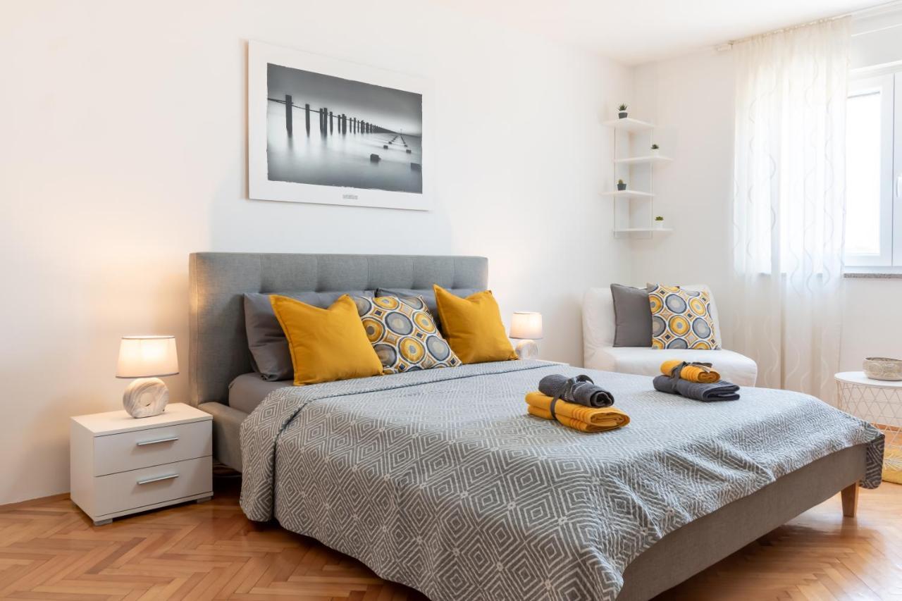 Apartment Dorrea PUY Eksteriør bilde